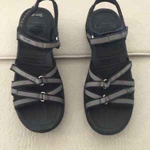 Skechers Tone Ups Sandals Size 9